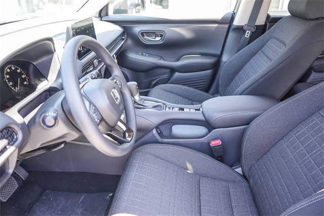 Vehicle image 29 of 35