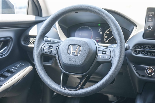 Vehicle image 31 of 35