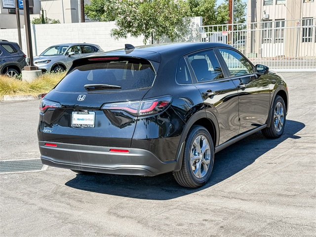 Vehicle image 7 of 35