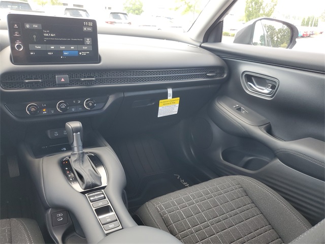 Vehicle image 13 of 31