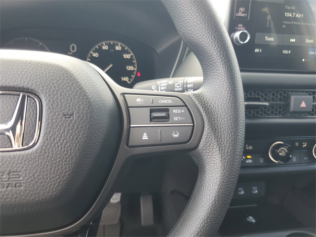 Vehicle image 15 of 31