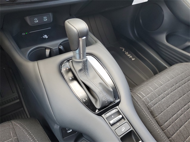 Vehicle image 22 of 31