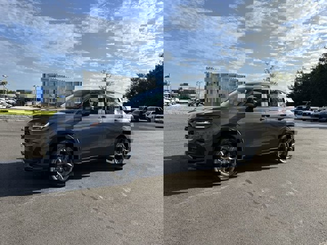 2026 Honda HR-V LX Image 2 of 31