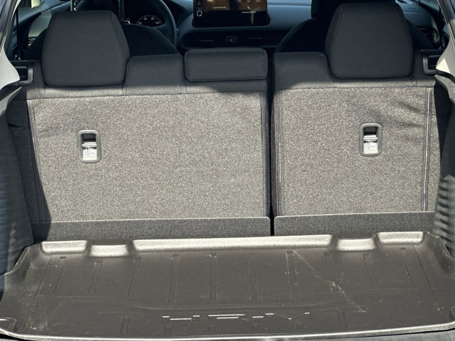 2026 Honda HR-V LX Image 14 of 31