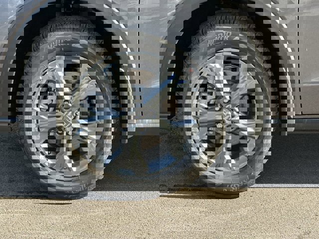 2026 Honda HR-V LX Image 13 of 31