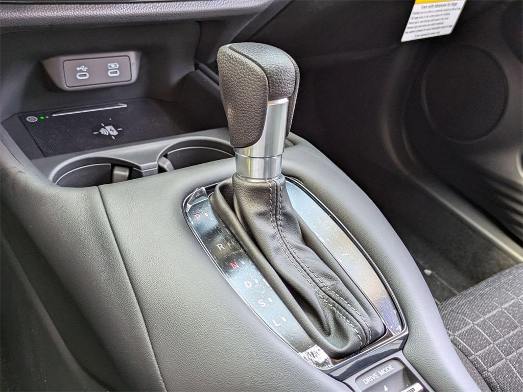 Vehicle image 12 of 13