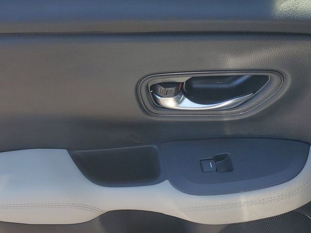 2026 Honda HR-V LX Image 24 of 32