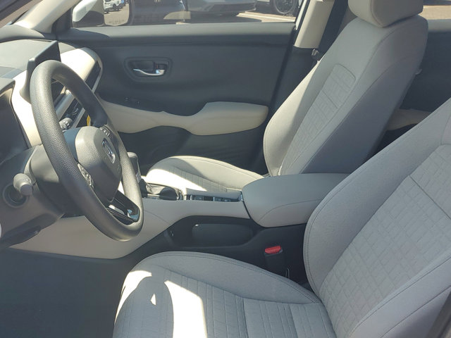 2026 Honda HR-V LX Image 17 of 32