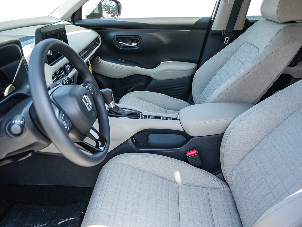 Vehicle image 9 of 27