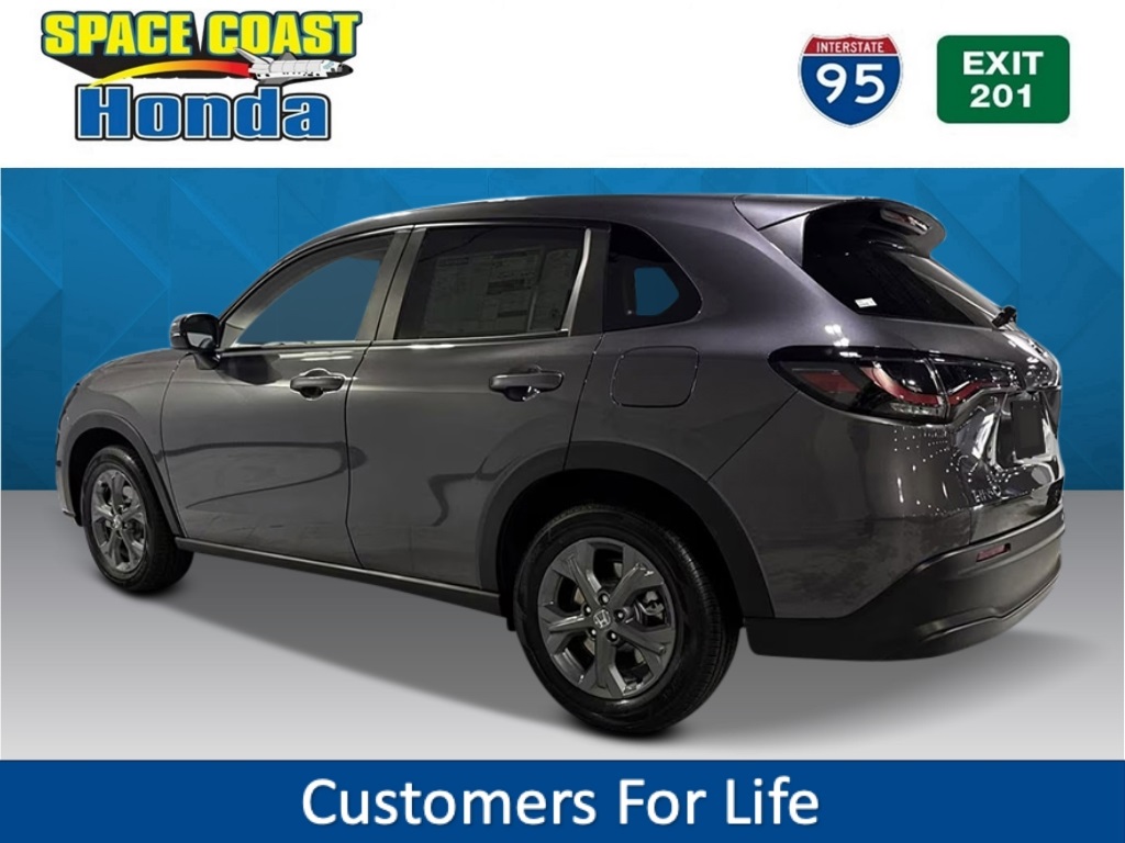 Vehicle image 7 of 27