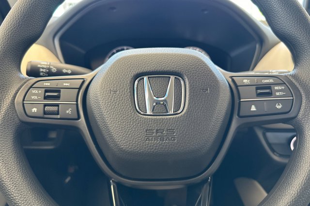 Vehicle image 15 of 33