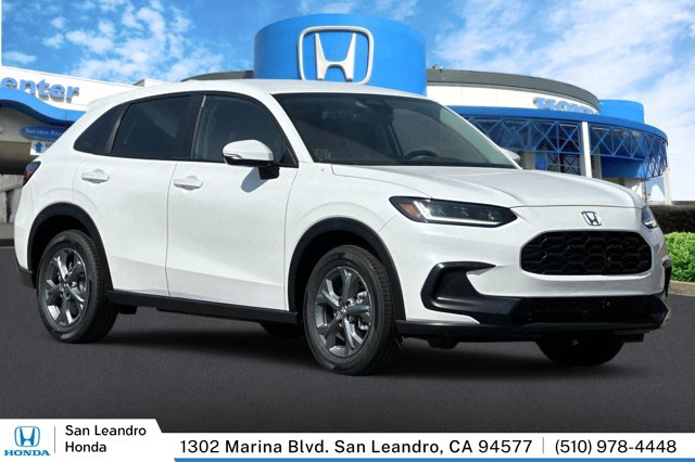 Vehicle image 3 of 33