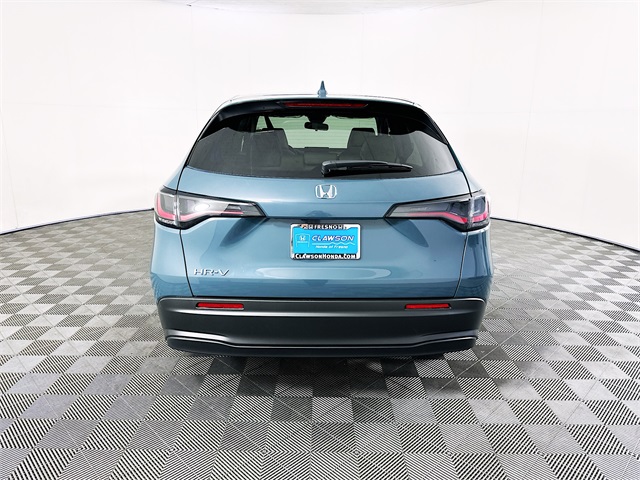 Vehicle image 6 of 23
