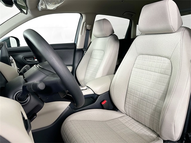 Vehicle image 12 of 23