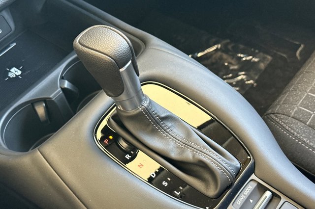 2026 Honda HR-V LX Image 18 of 34