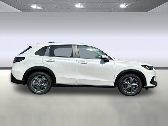 2026 Honda HR-V LX Image 4 of 34