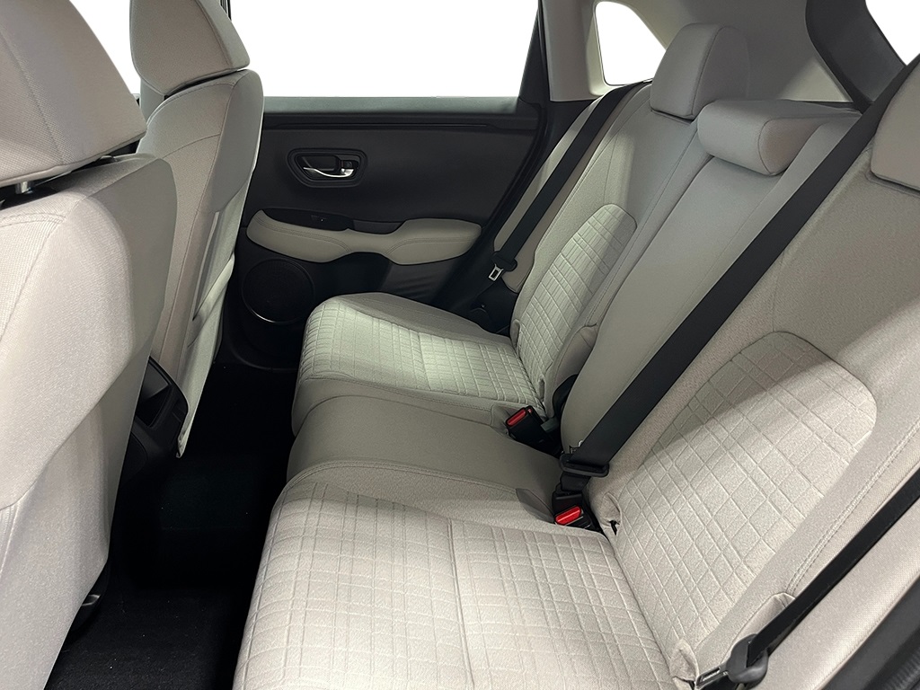 Vehicle image 10 of 20