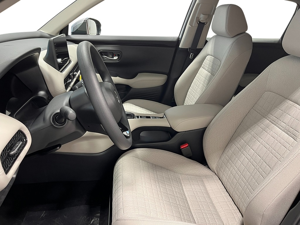 Vehicle image 11 of 20