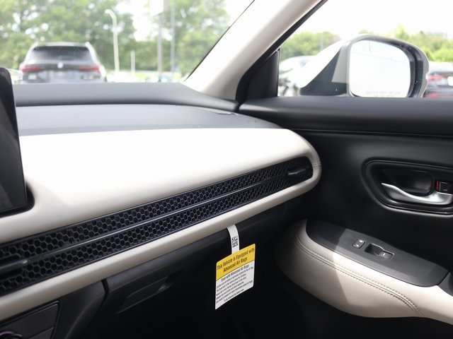 2026 Honda HR-V LX Image 14 of 27