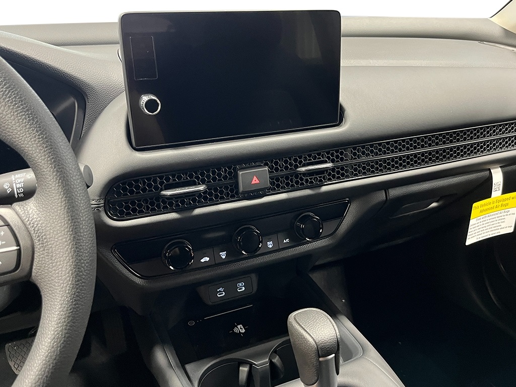 Vehicle image 15 of 20