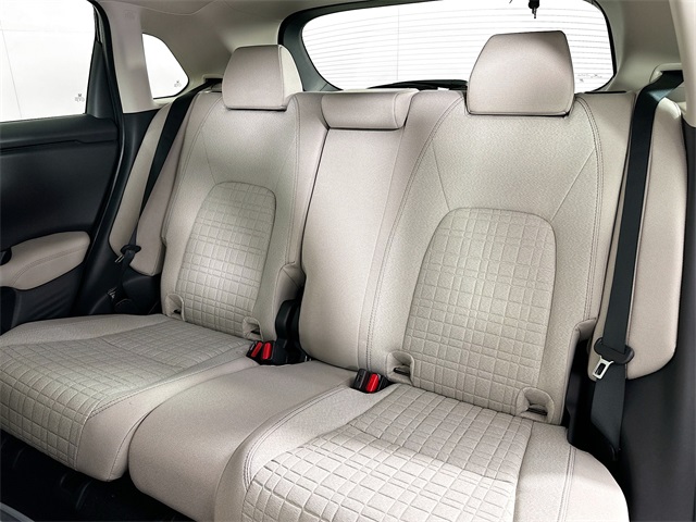 Vehicle image 10 of 23