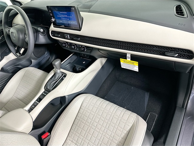 Vehicle image 14 of 23