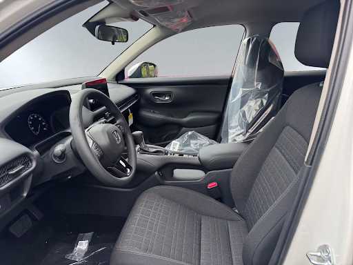 2026 Honda HR-V LX Image 14 of 14