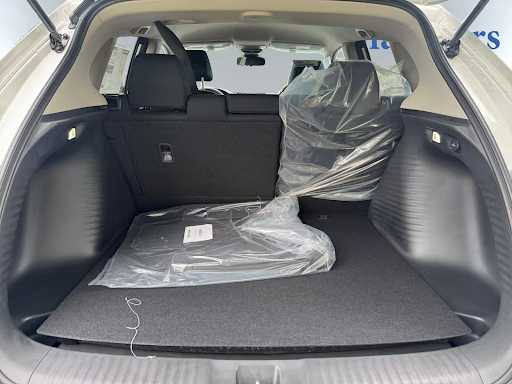 2026 Honda HR-V LX Image 6 of 14