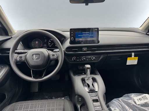 2026 Honda HR-V LX Image 9 of 14