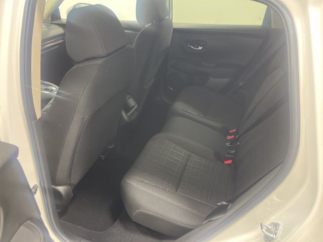 2026 Honda HR-V LX Image 9 of 16