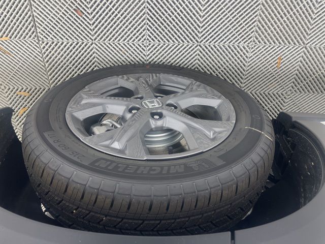 2026 Honda HR-V LX Image 7 of 16