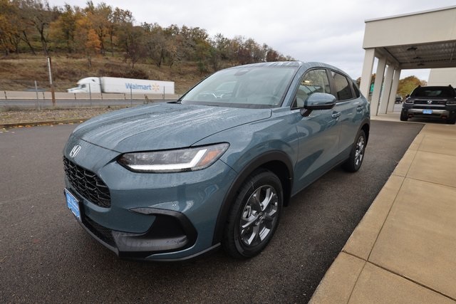 2026 Honda HR-V LX Image 1 of 39