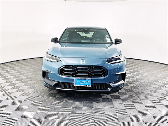 Vehicle image 2 of 24