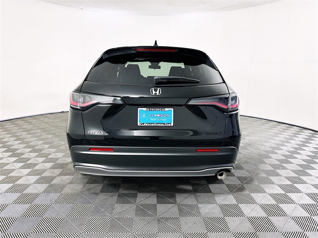 Vehicle image 6 of 24