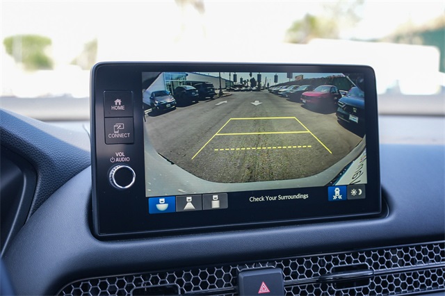 Vehicle image 20 of 36
