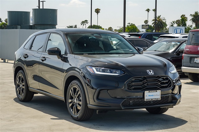 Vehicle image 5 of 36