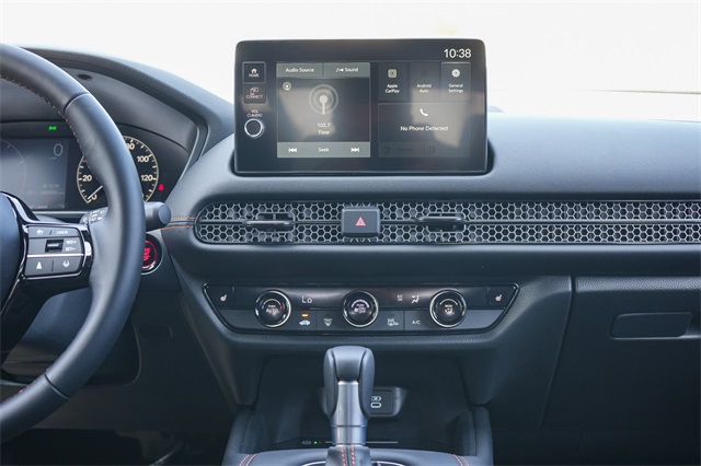 Vehicle image 26 of 36