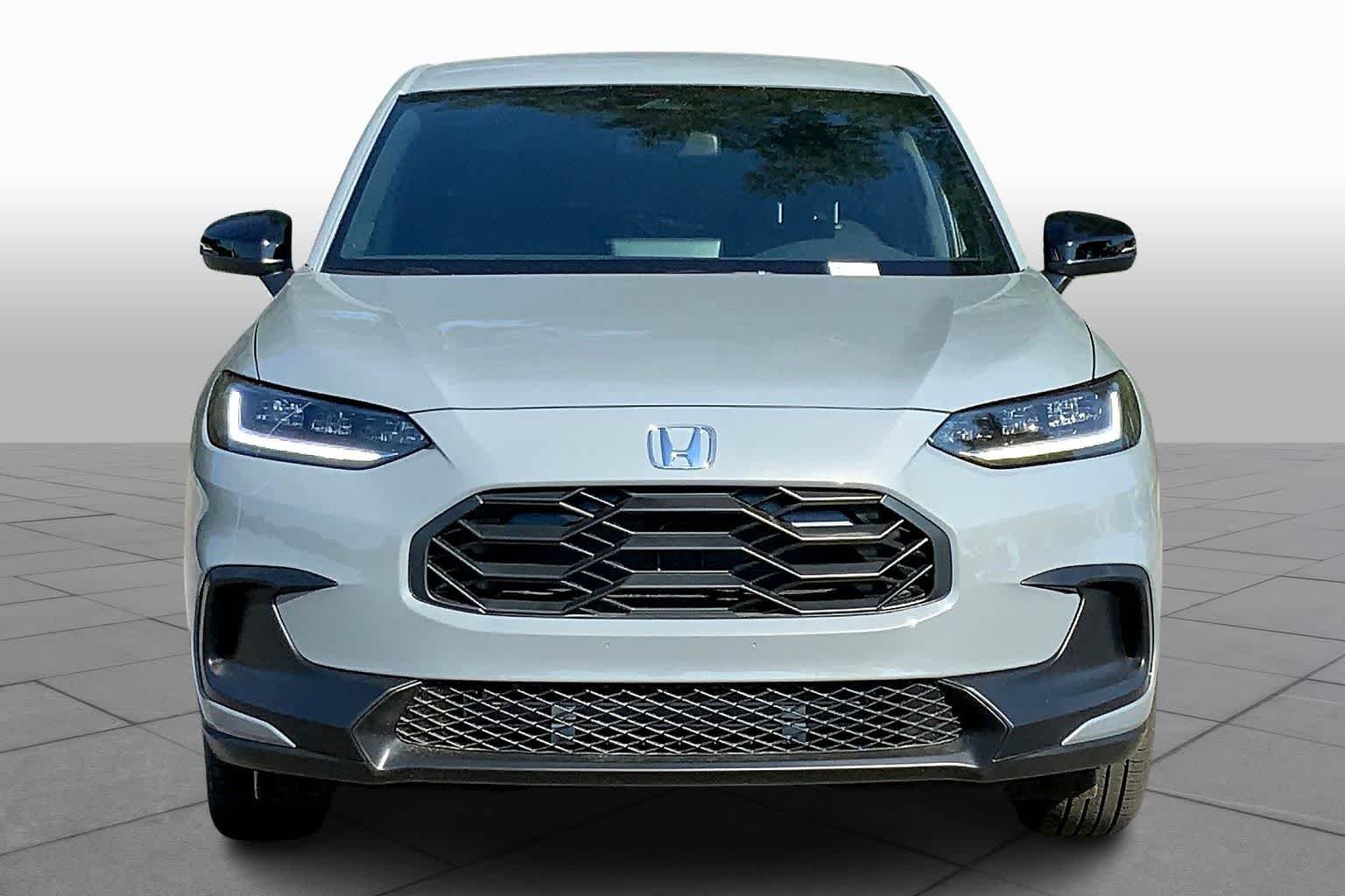 2026 Honda HR-V Sport Image 2 of 19