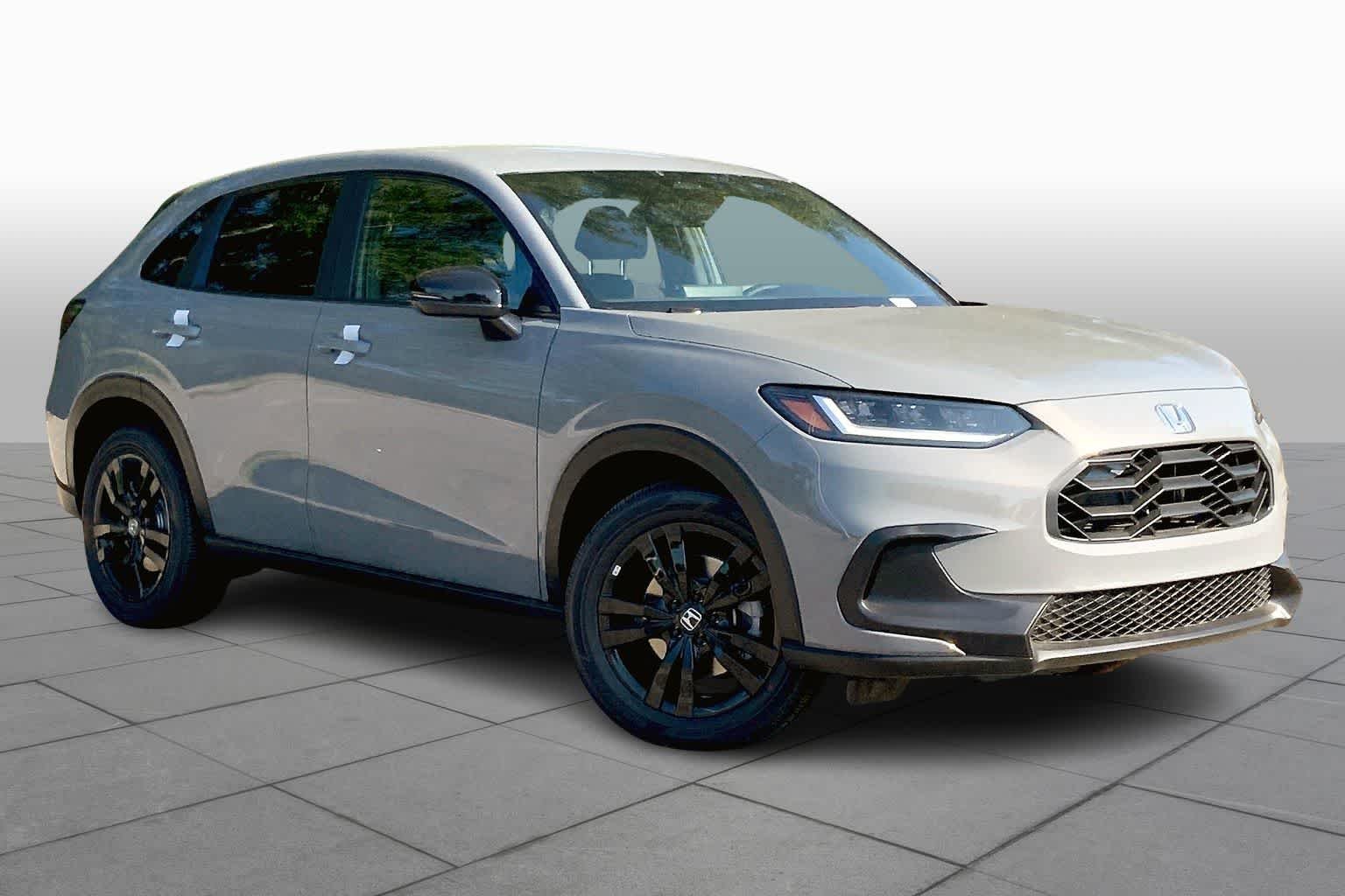 2026 Honda HR-V Sport Image 3 of 19