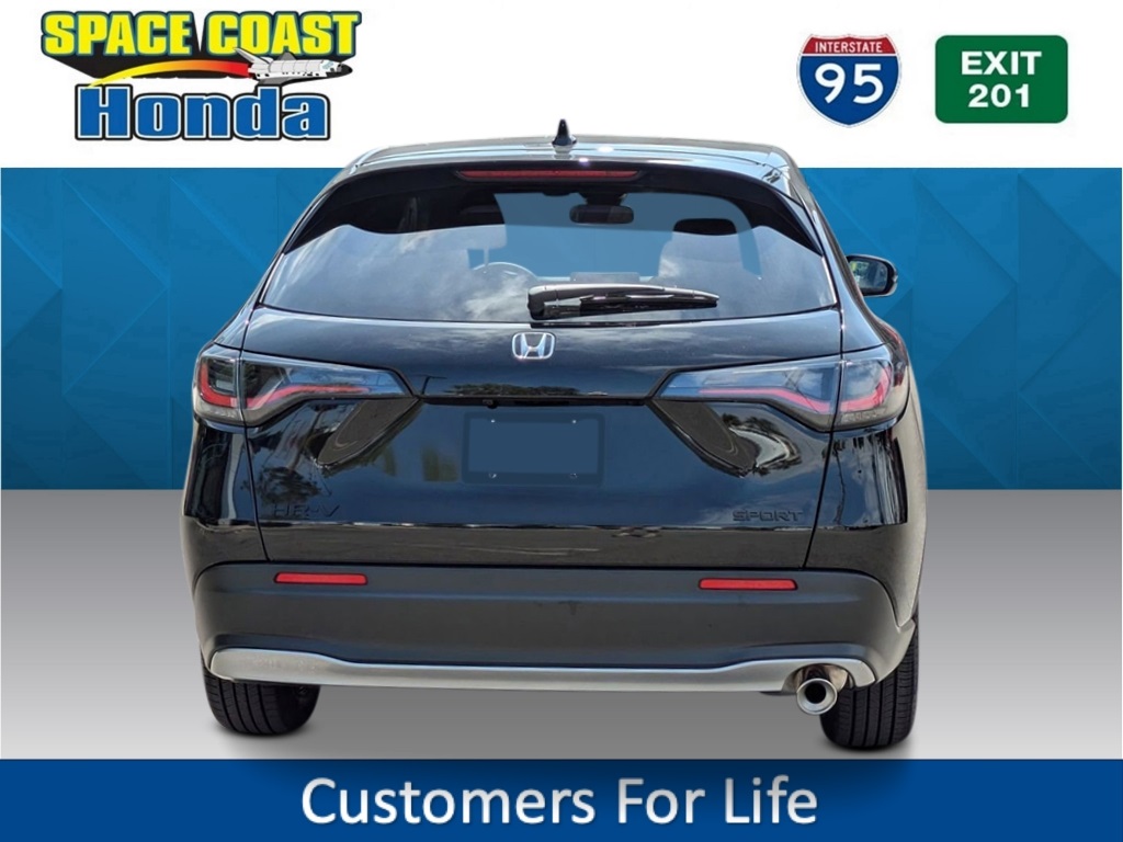 Vehicle image 5 of 17