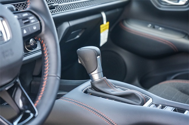 Vehicle image 22 of 36