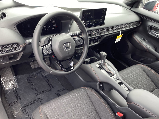 Vehicle image 13 of 18