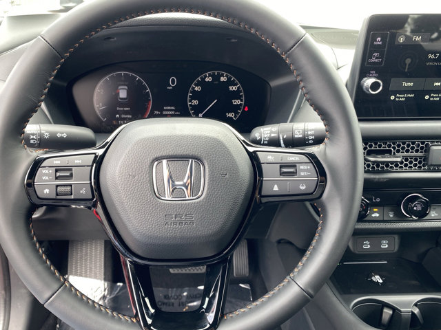 Vehicle image 14 of 18
