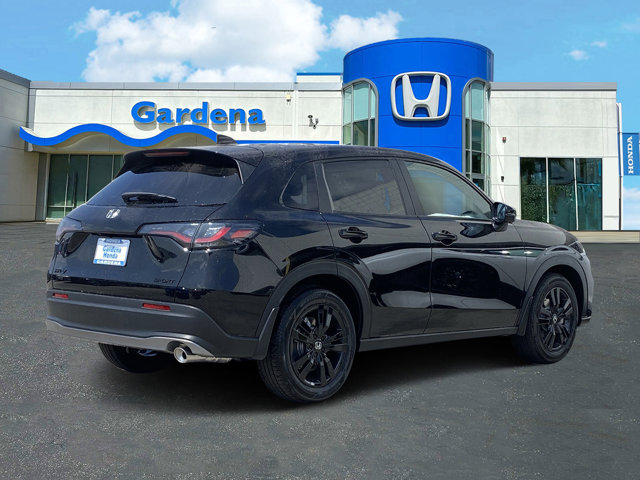 Vehicle image 4 of 18