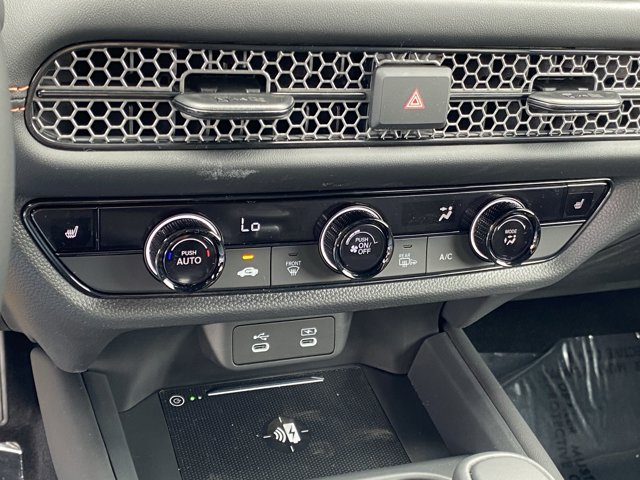 Vehicle image 18 of 18