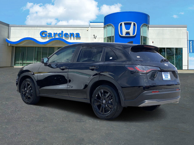 Vehicle image 6 of 18
