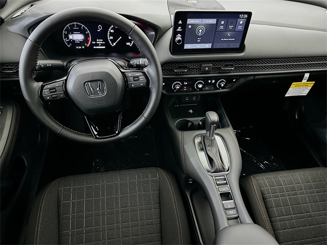 Vehicle image 15 of 24