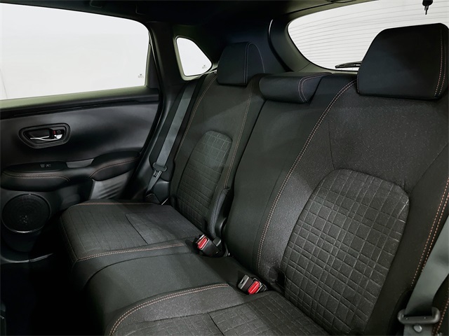 Vehicle image 12 of 24