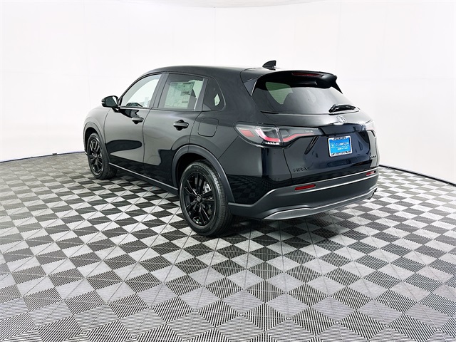 Vehicle image 7 of 24