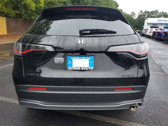 Vehicle image 6 of 10